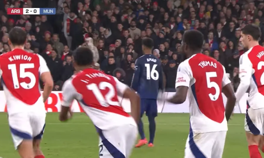 Arsenal Tundukkan Manchester United