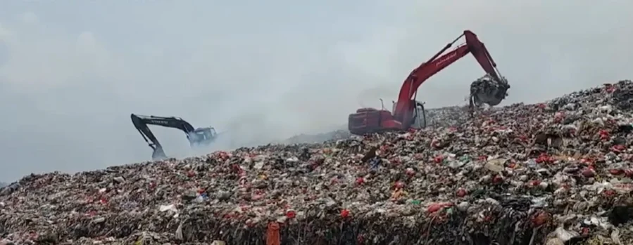 Kebakaran TPA Bakung Bandar Lampung