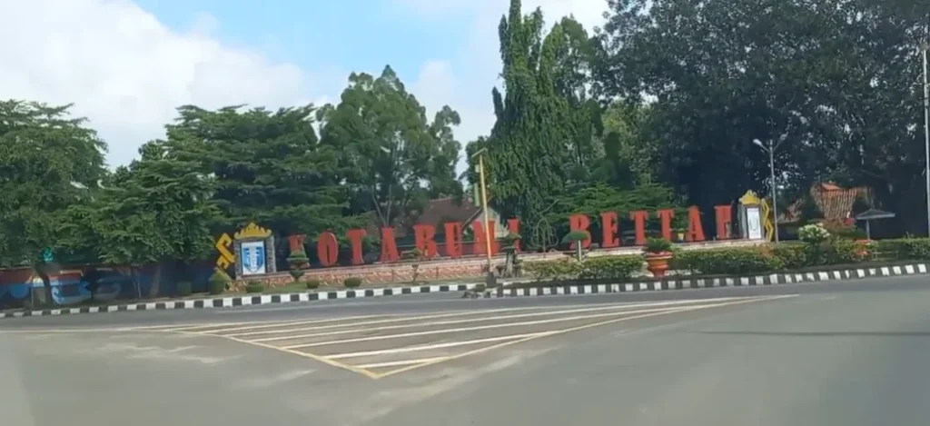 Tugu Payan Mas kotabumi bettah