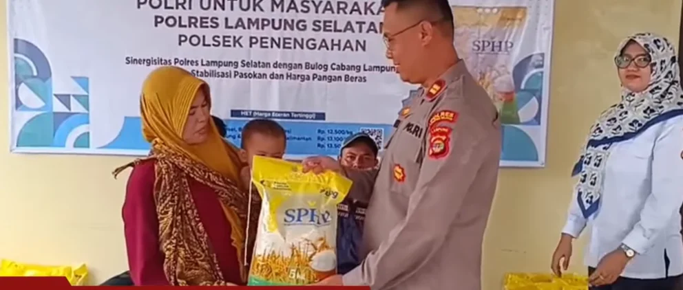 Kantor Polisi di Lampung Kini Jadi Tempat Warga Beli Beras Murah